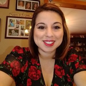 Meet your Posher, Gabriela